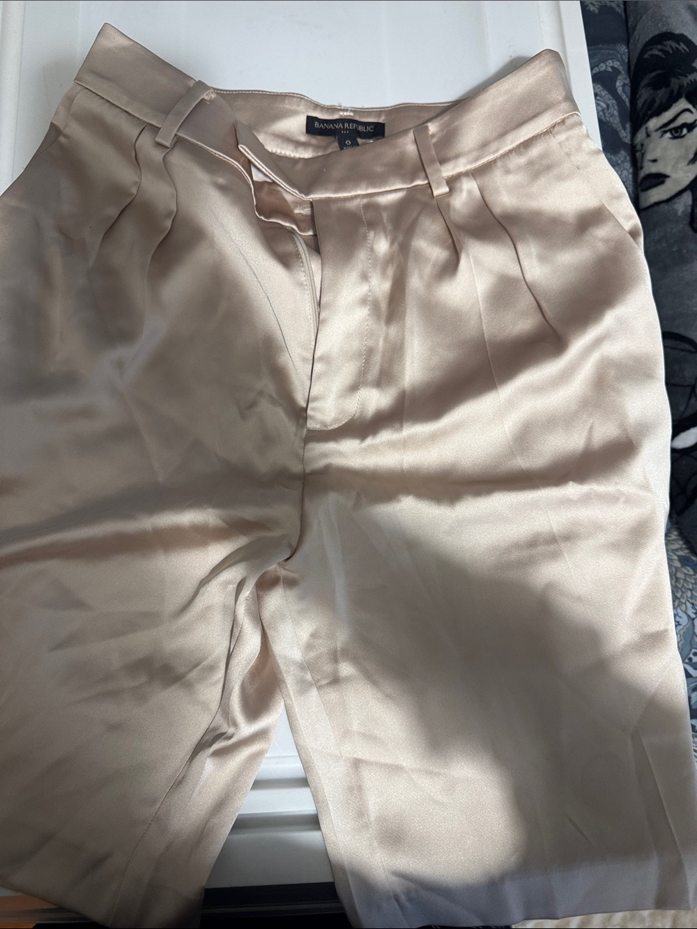 Banana Republic Women's Light Tan Satin Bermuda Shorts